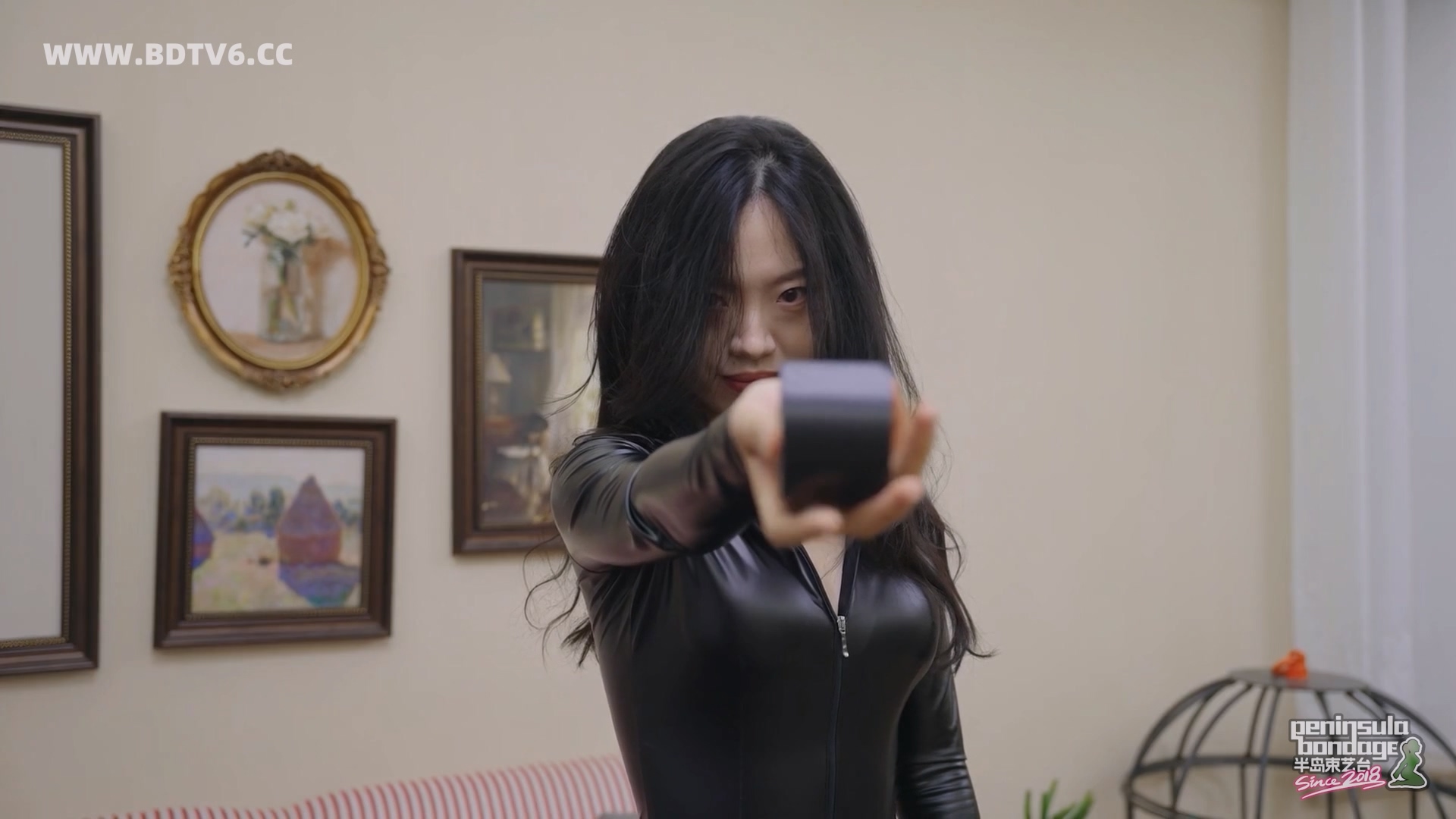 YT2978 ★天下武功,唯缚不破.mp4_20251011_020747.108.jpg