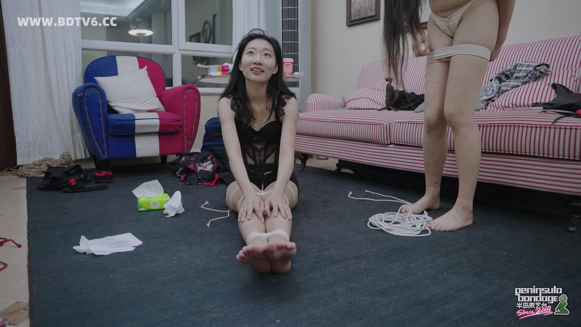 YT2971 别人的妹纸不心疼.mp4_20251005_001439.489.jpg