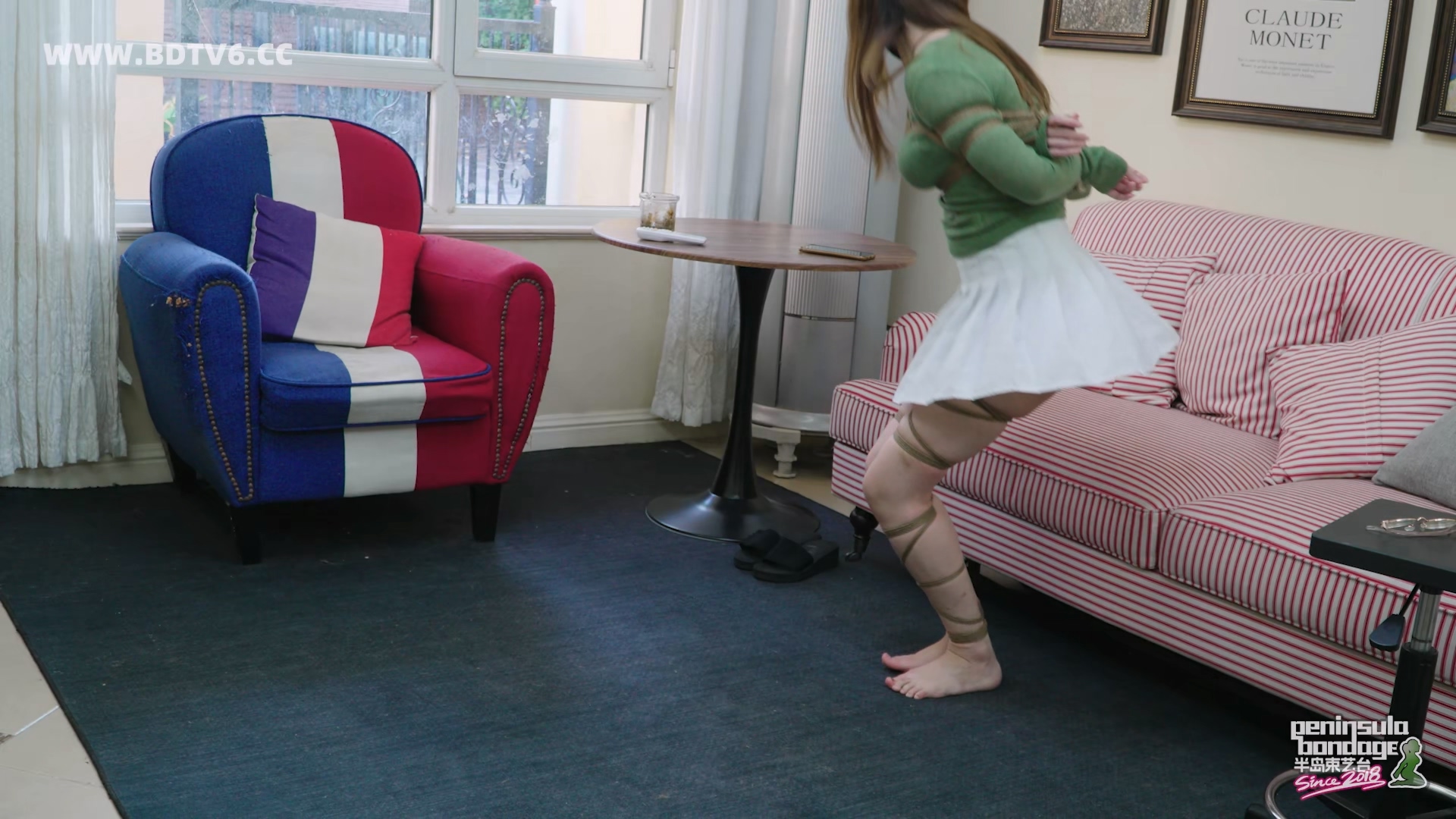 YT2993 新人泠鸢试镜台史首个不化妆就敢来的姑娘.mp4_20251027_040017.471.jpg