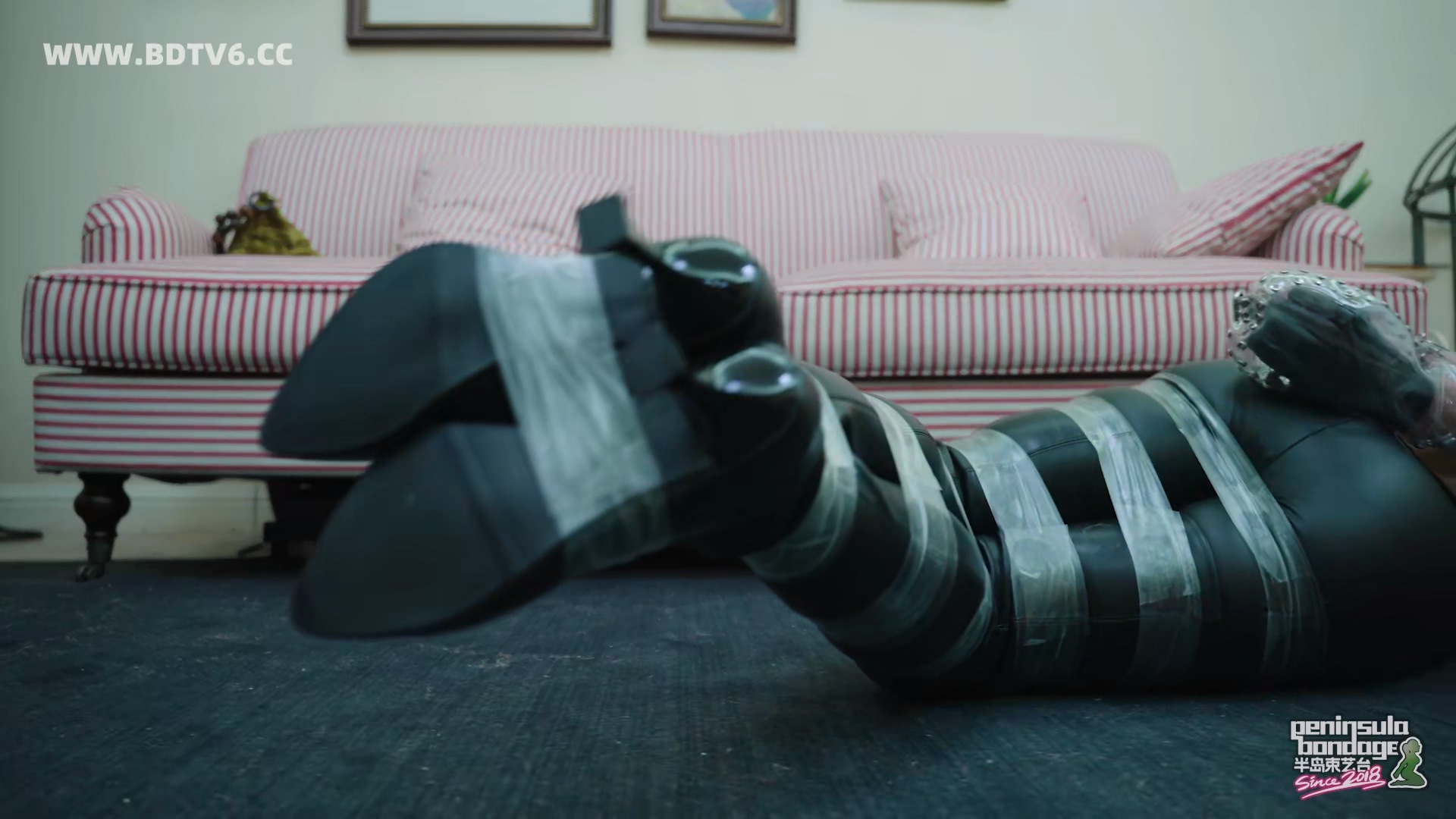 YT2996 来自2225年的问候.mp4_20251031_235824.762.jpg