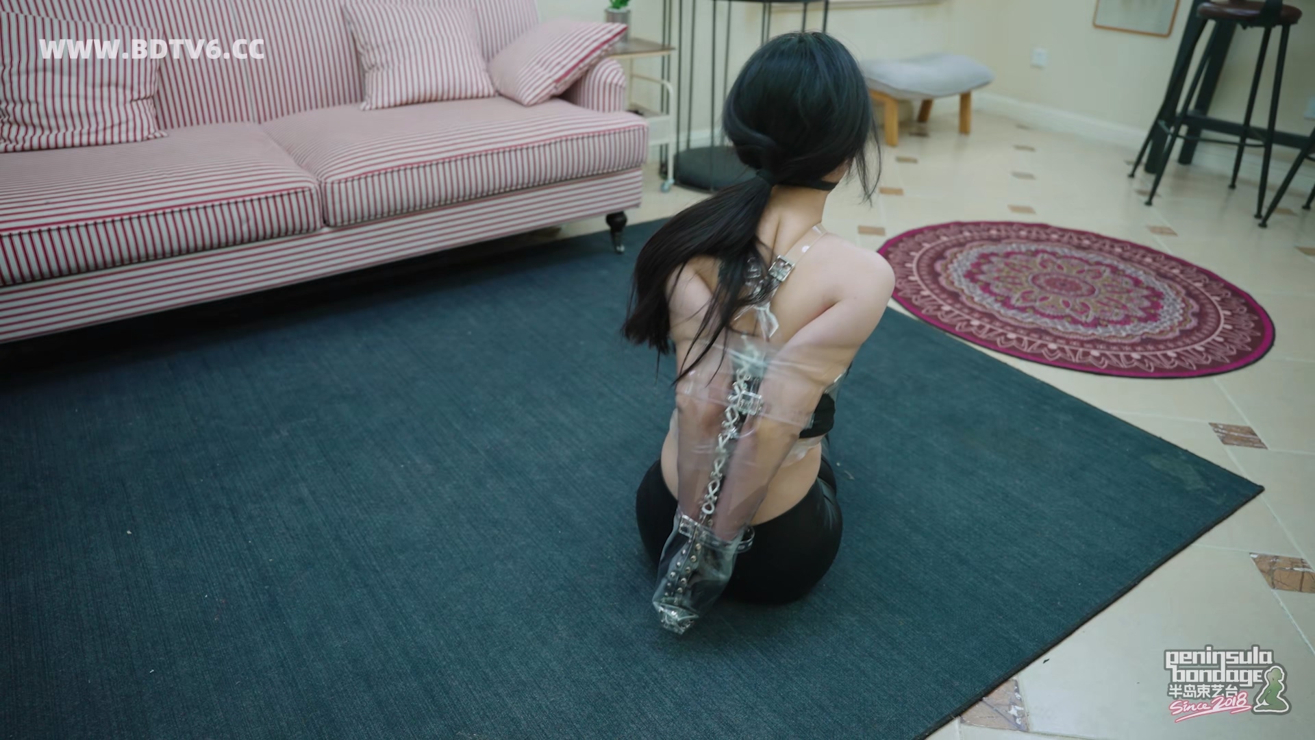 YT2996 来自2225年的问候.mp4_20251031_235850.593.jpg