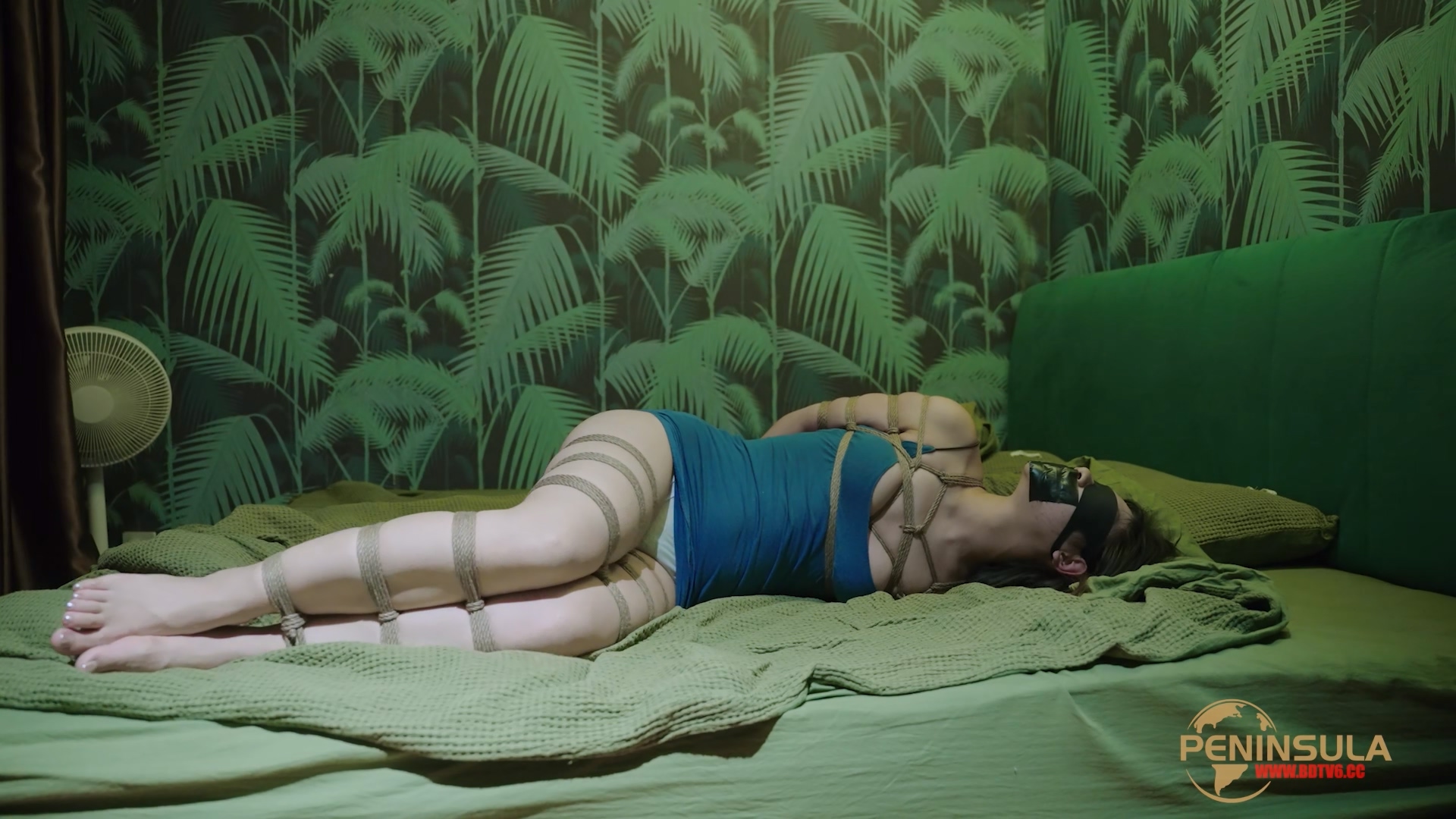 YT3018 开局一头鲸.mp4_20251121_035454.701.jpg