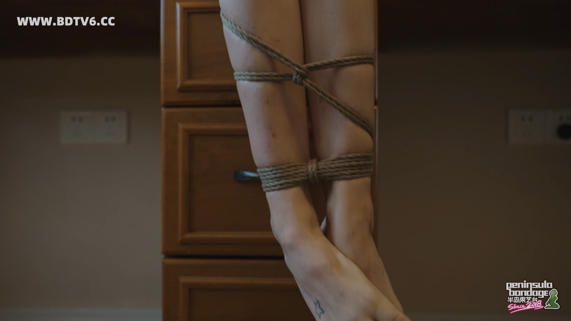 YT3019 硬盘里的女友.mp4_20251123_234118.675.jpg