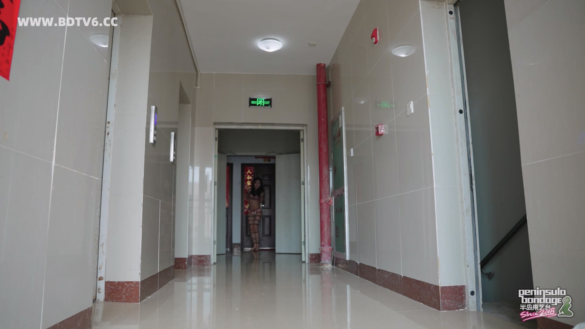 YT3019 硬盘里的女友.mp4_20251123_234222.400.jpg