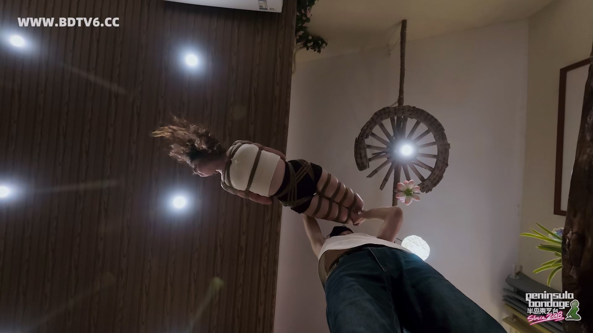 YT3026 不断刷新怕痒认知.mp4_20251201_233133.447.jpg