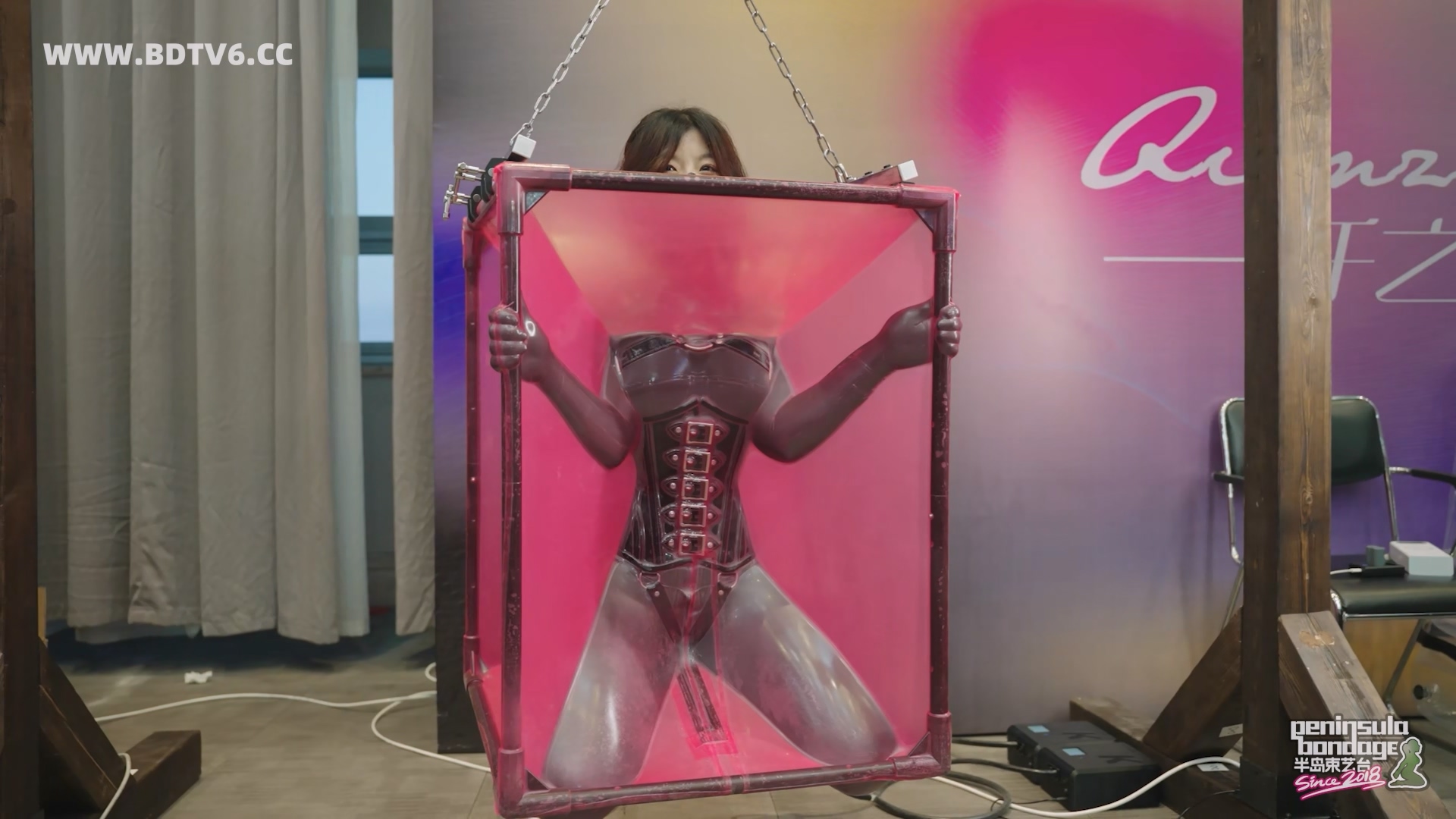 YT3034 ★感官于市:胶.mp4_20251208_024408.767.jpg