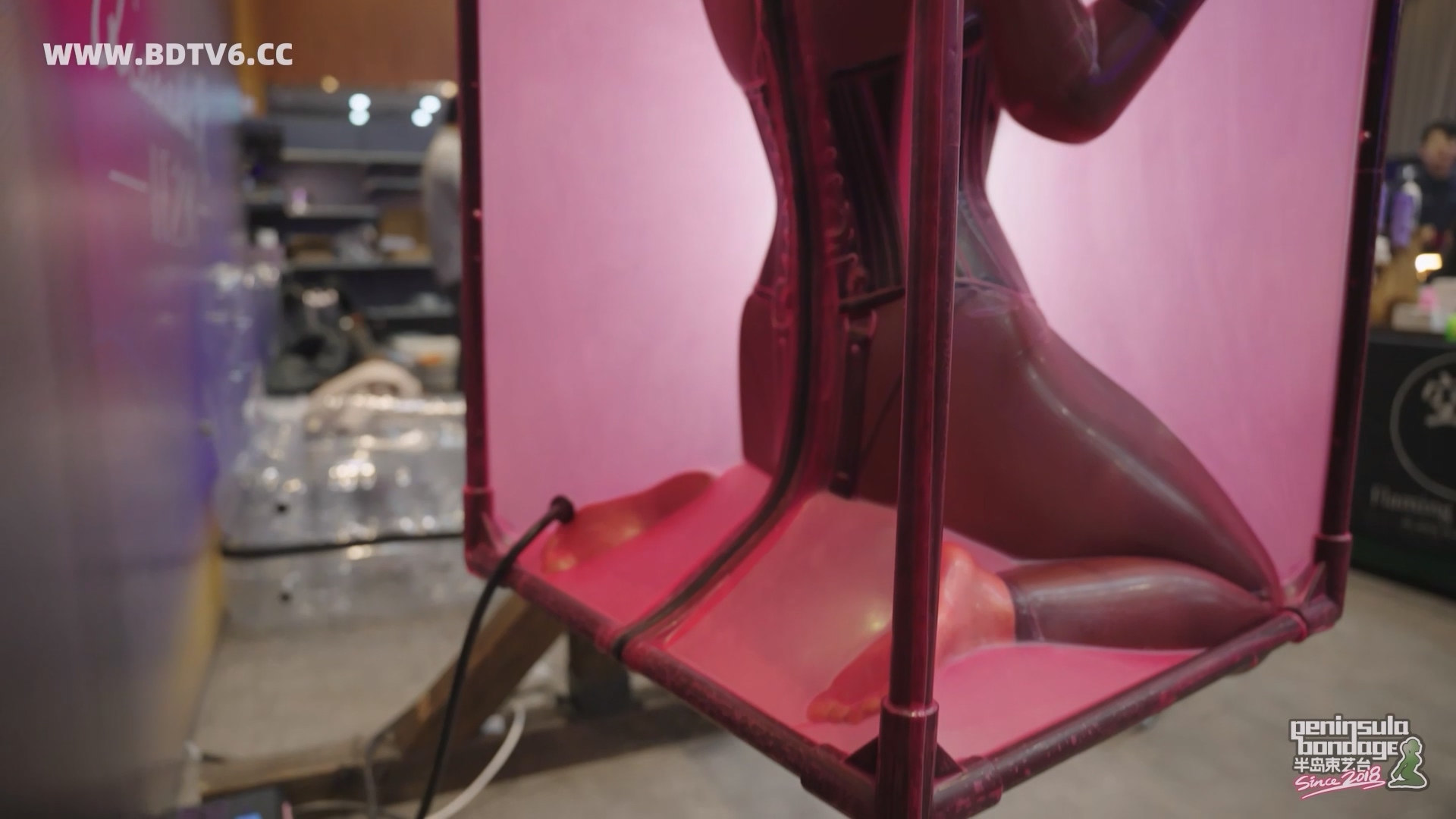 YT3034 ★感官于市:胶.mp4_20251208_024512.509.jpg