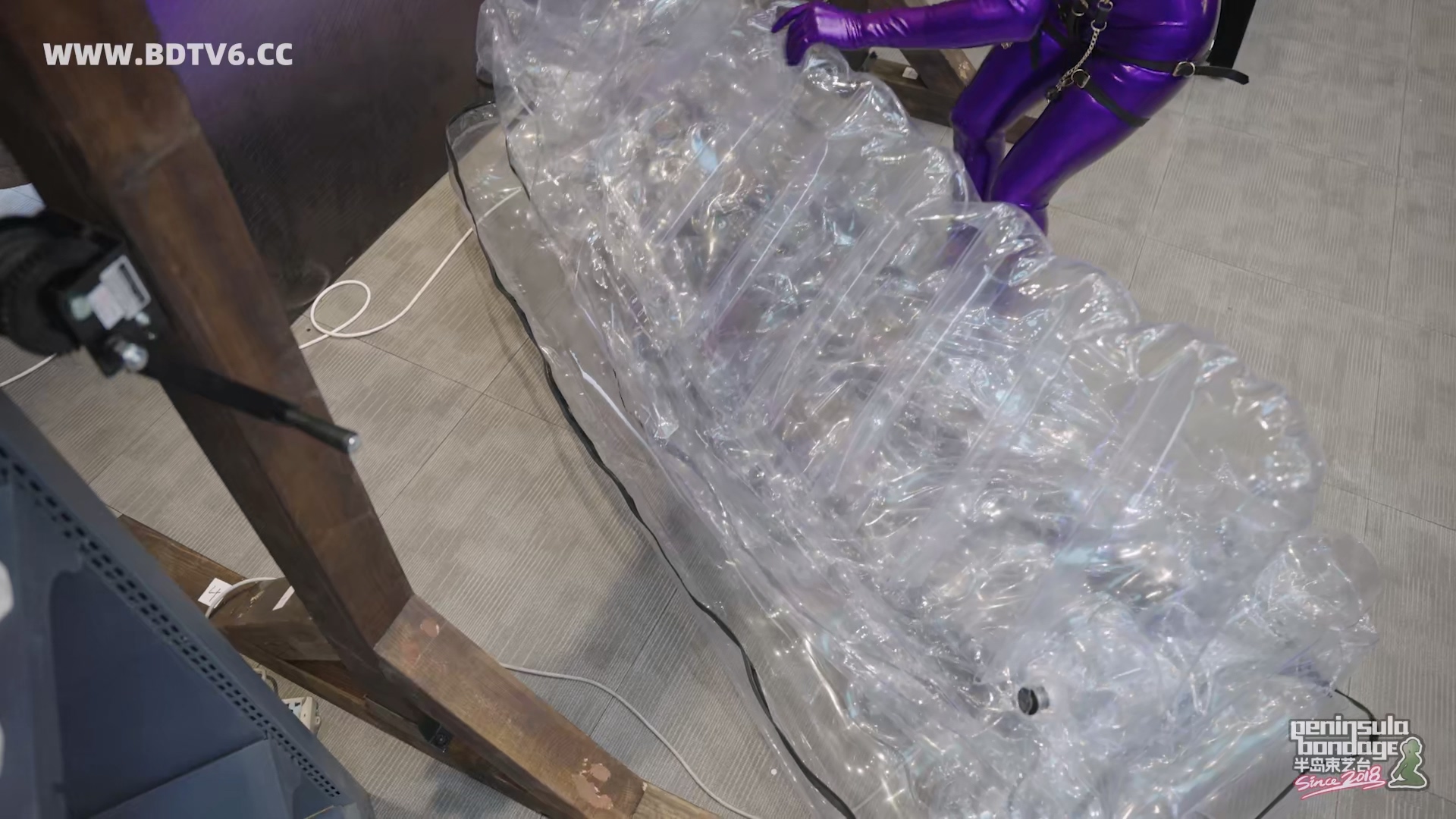 YT3036 ★感官于市:空气的游戏.mp4_20251209_210013.125.jpg