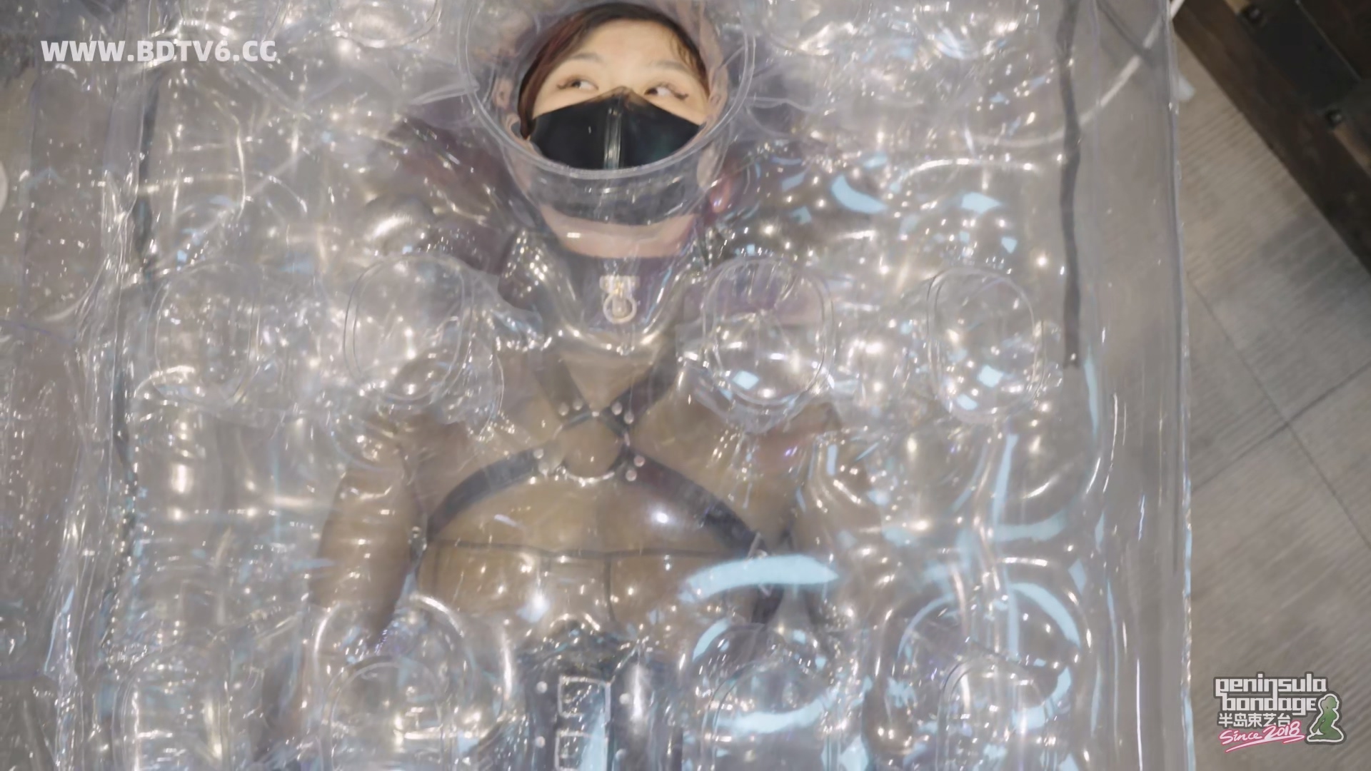 YT3036 ★感官于市:空气的游戏.mp4_20251209_210041.924.jpg