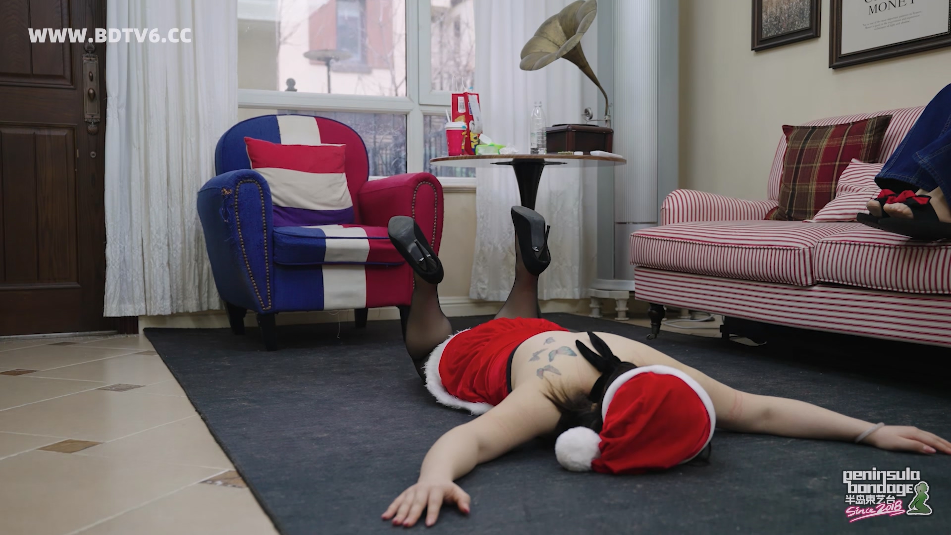 YT3051 ★圣诞女人.mp4_20251225_022407.542.jpg