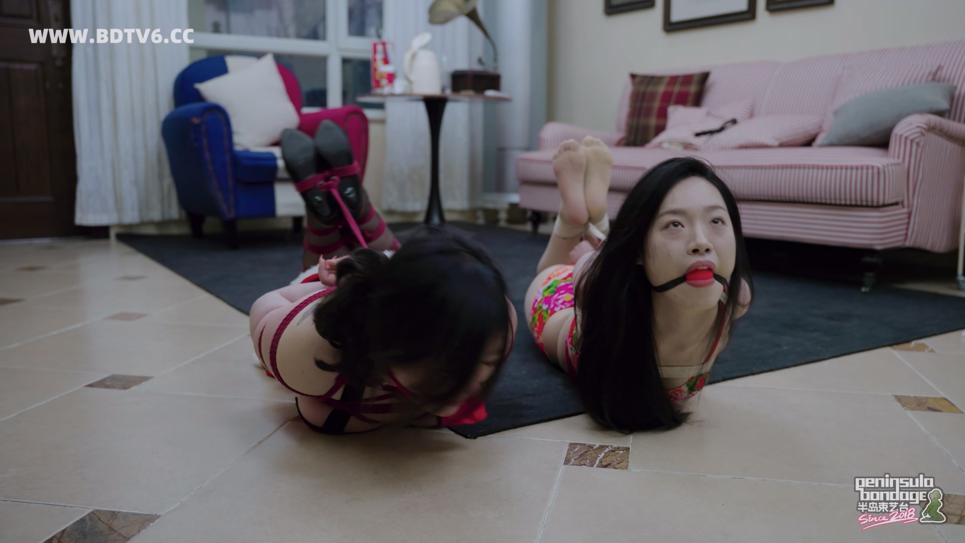 YT3051 ★圣诞女人.mp4_20251225_022630.175.jpg