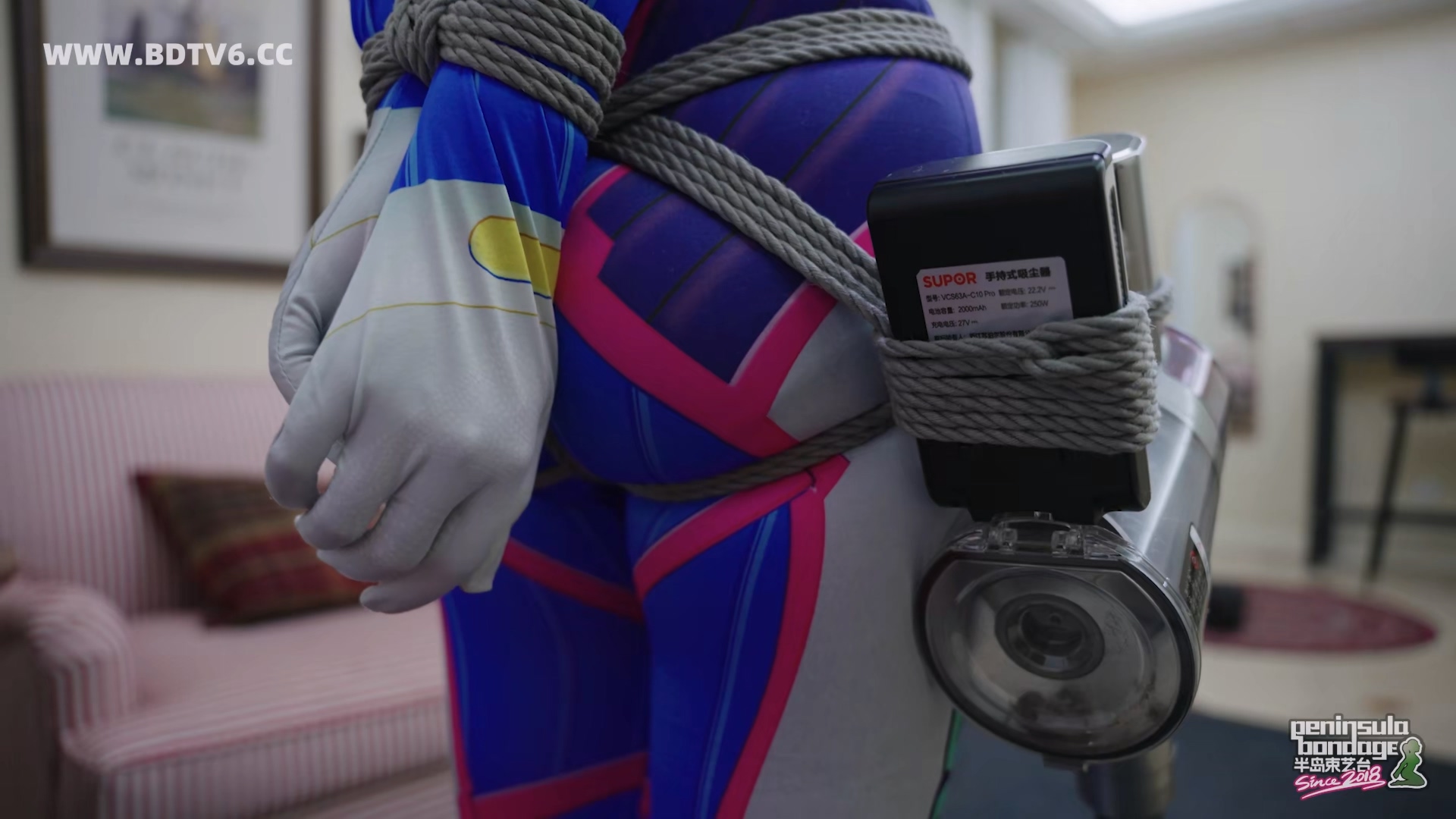 YT3046 多功能AI机器人管家.mp4_20251222_005300.892.jpg