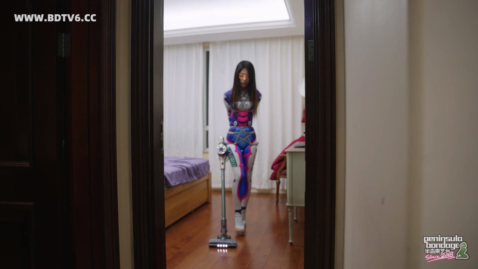 YT3046 多功能AI机器人管家.mp4_20251222_005335.095.jpg